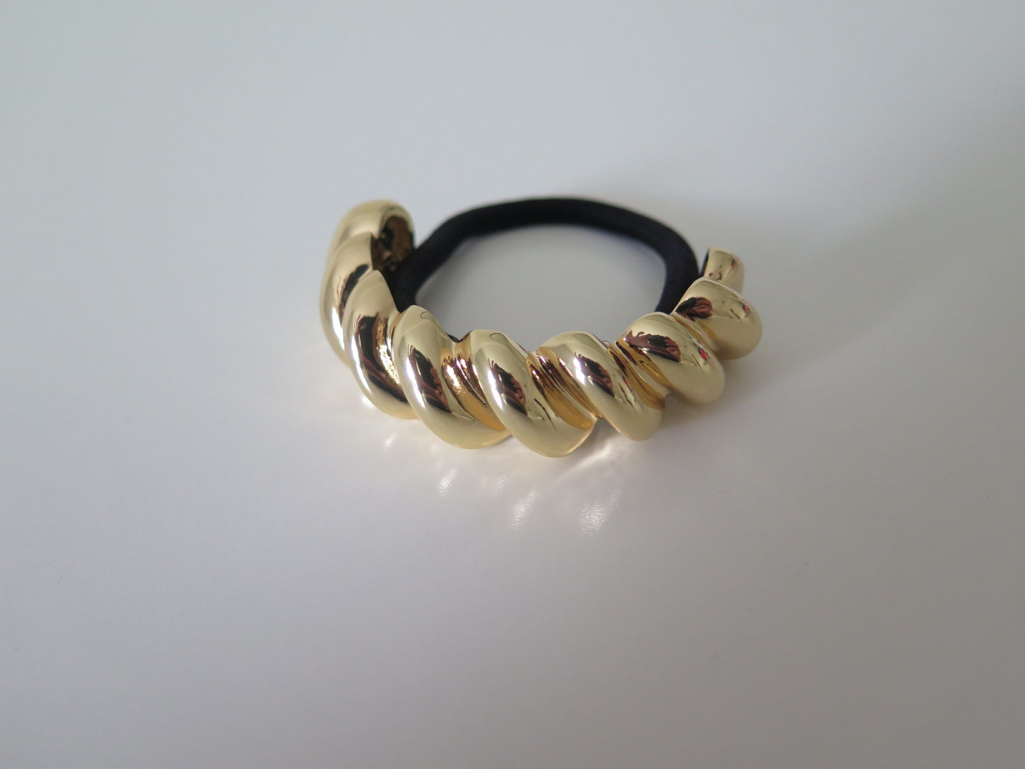 Giselle twisted cuff